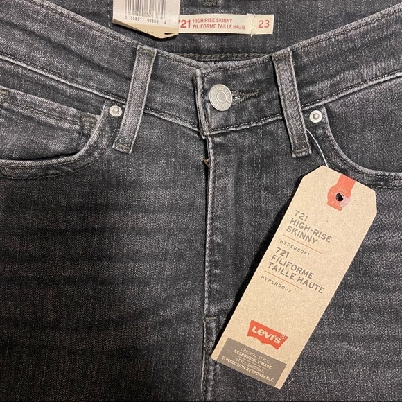 Levi's 721 high rise skinny in washed black - Picture 4 of 8